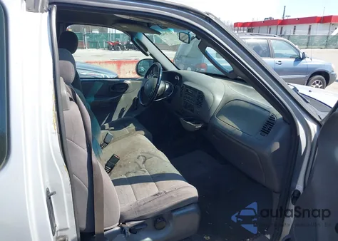 2002 Ford F-150 Xl/Xlt из США, поврежденный, VIN 1FTRX17202NB83745